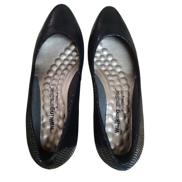 Walking Cradles Black Heidi Patent Leather Lizard Block Heel Pump Shoes 7 M - Picture 3 of 6